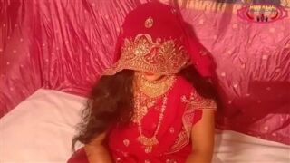 Suhagraat par hot dulhan ki chudai ka sexy video